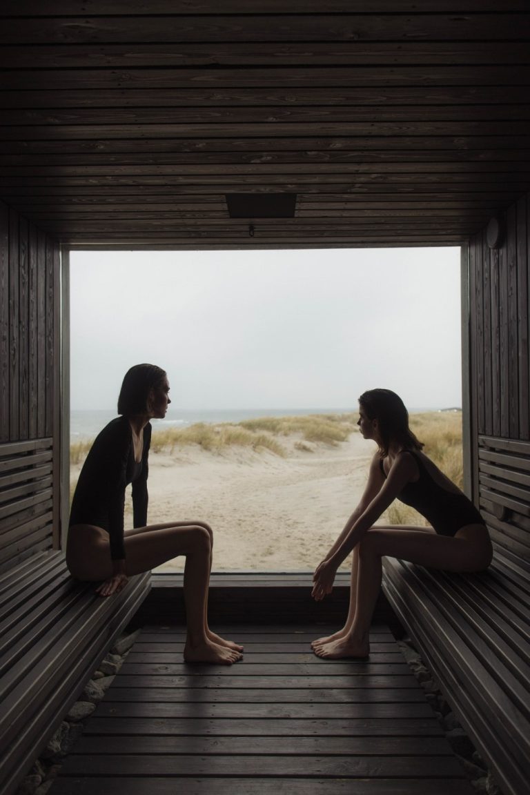 Should you go to the sauna while on your period?